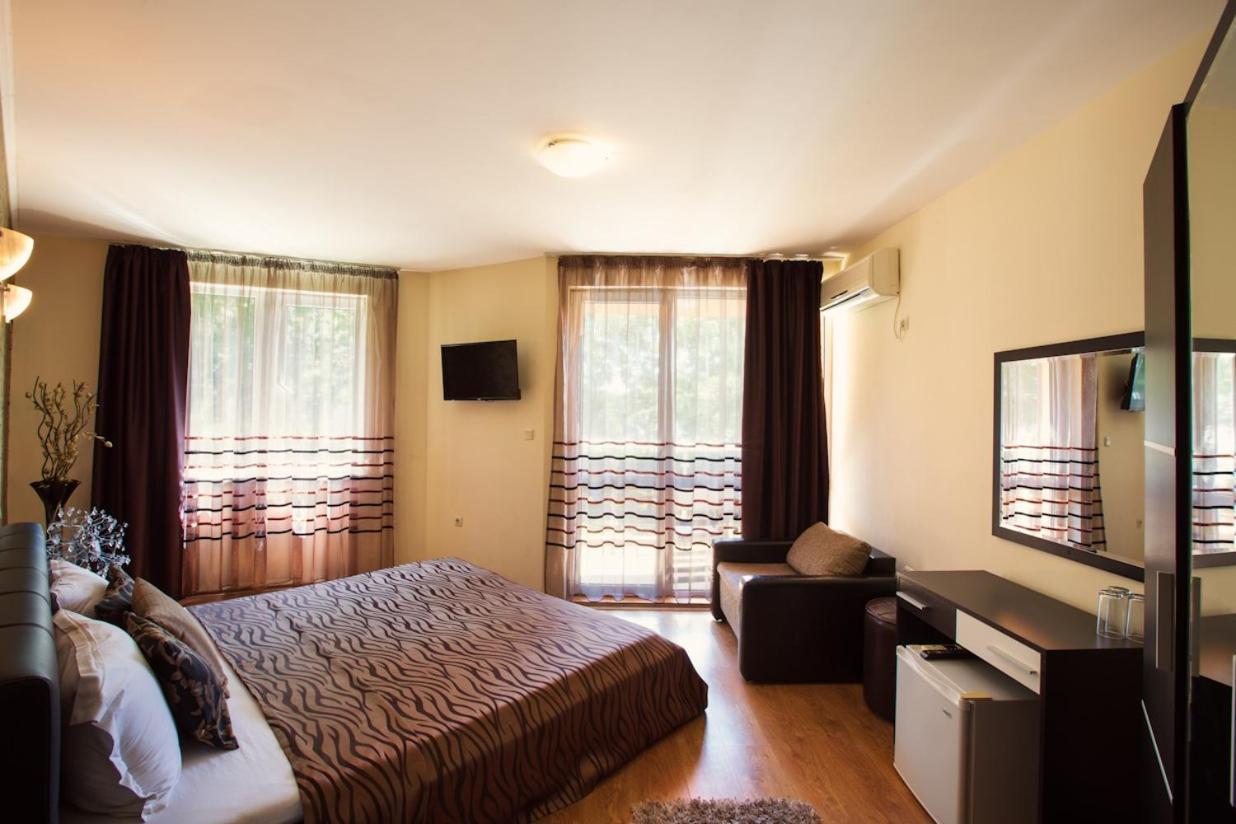 Sunrise Hotel Primorsko Extérieur photo